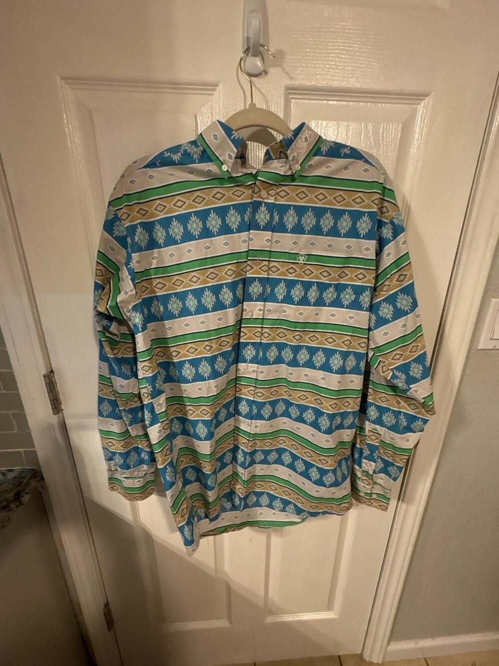 Ariat Men's Long Sleeve Button-Down Aztec Geometric Print Western Shirt